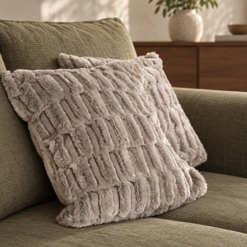 dogco-259-poduszka-dekoracyjna-cappuccino-bezowa-45x45-cm-aranzacja.jpg